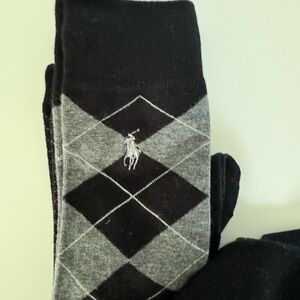 3 pack of men’s polo Ralph Lauren dress socks. Brand new!